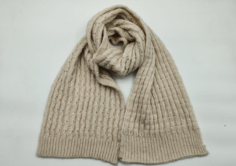 ベージュケーブル編みウールマフラー、リブ仕上げのニュートラルカラー冬巻き - certified scarf manufacturer China