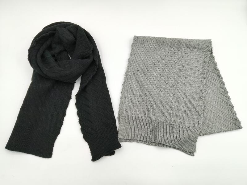 ブラック＆ライトグレーヘリンボーンリブニットスカーフ2点セット - Oeko-Tex certified supplier