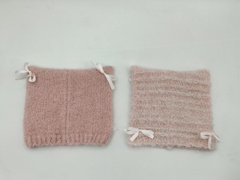 ブラッシュピンクのニットブーツカフス、サテンリボンボウ付き2個セット - custom packaging accepted
