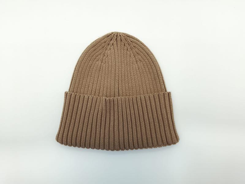 キャメルカラーのリブニット折り返しビーニー帽、チャンキー編み冬用スカルキャップ - small batch order accepted