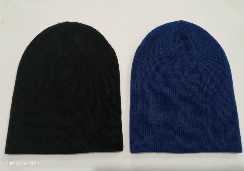 ブラックとロイヤルブルーのリブ編みスカルキャップビーニー2点セット - wholesale fashion accessories